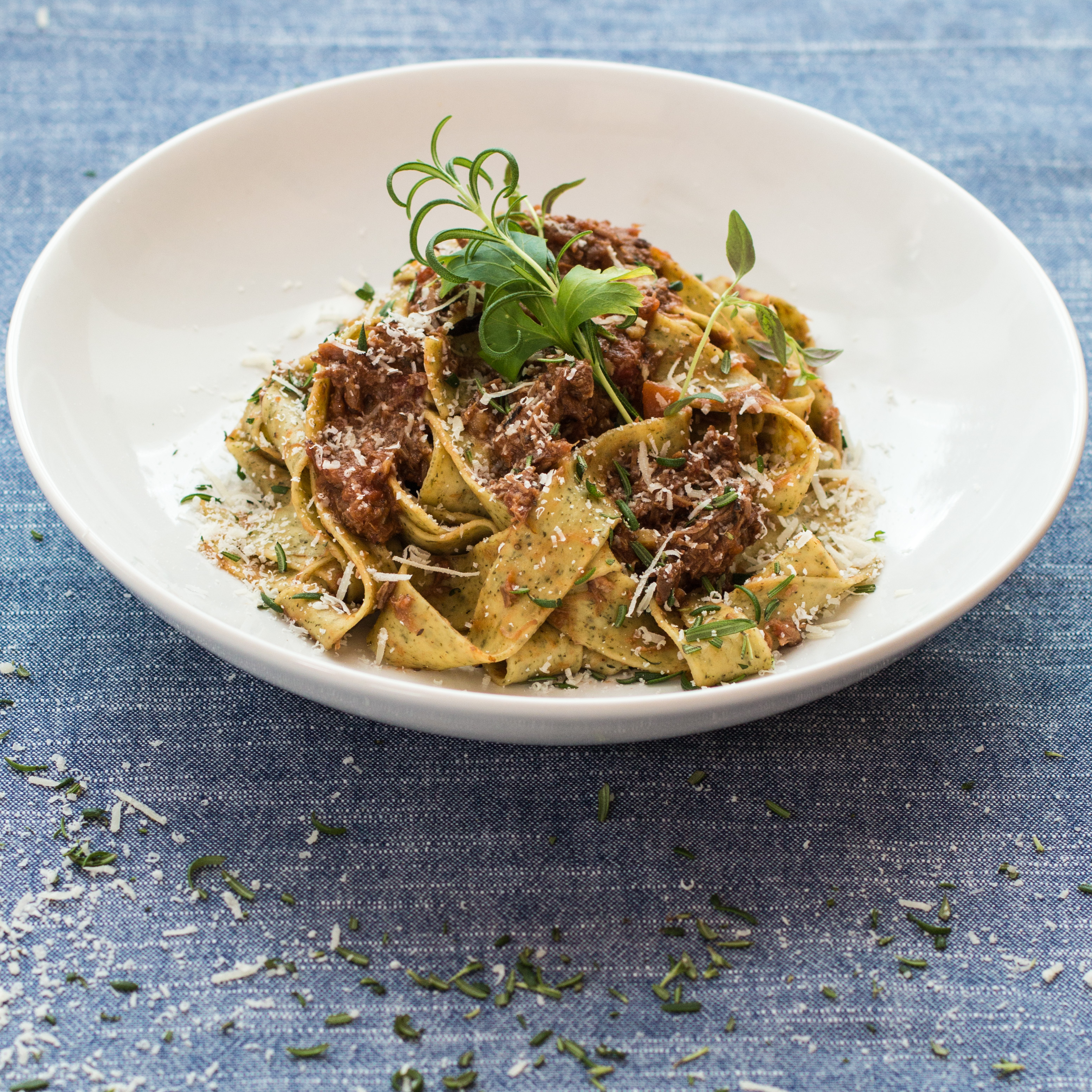 Amazing Slow-Cooked Italian Lamb Ragout with Pasta - Lost in a Pot