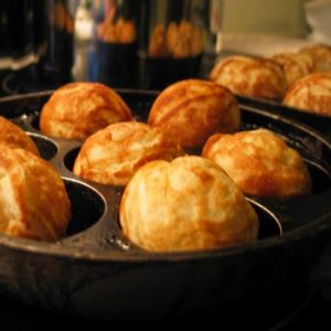 https://lostinapot.com/wp-content/uploads/2020/08/Aebleskiver-1-300x300.jpg